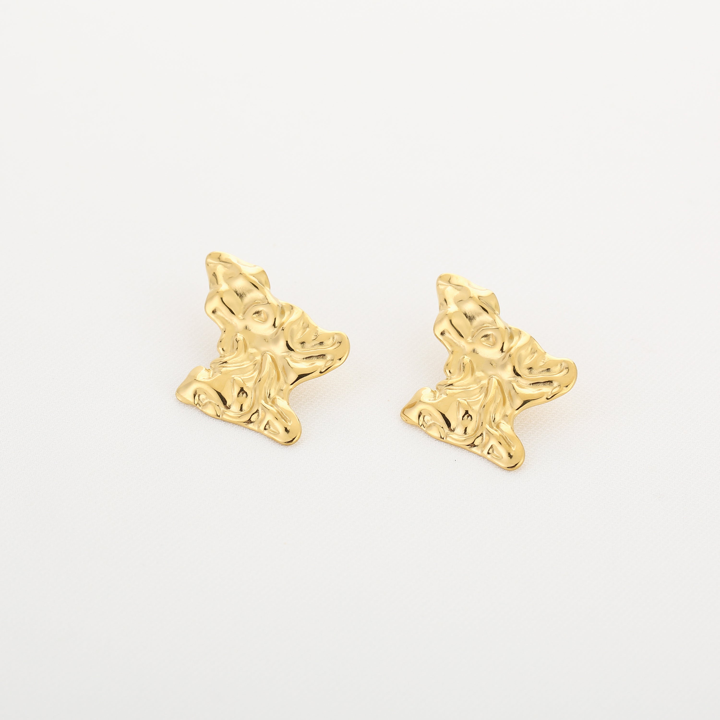 Abstract Flow Studs