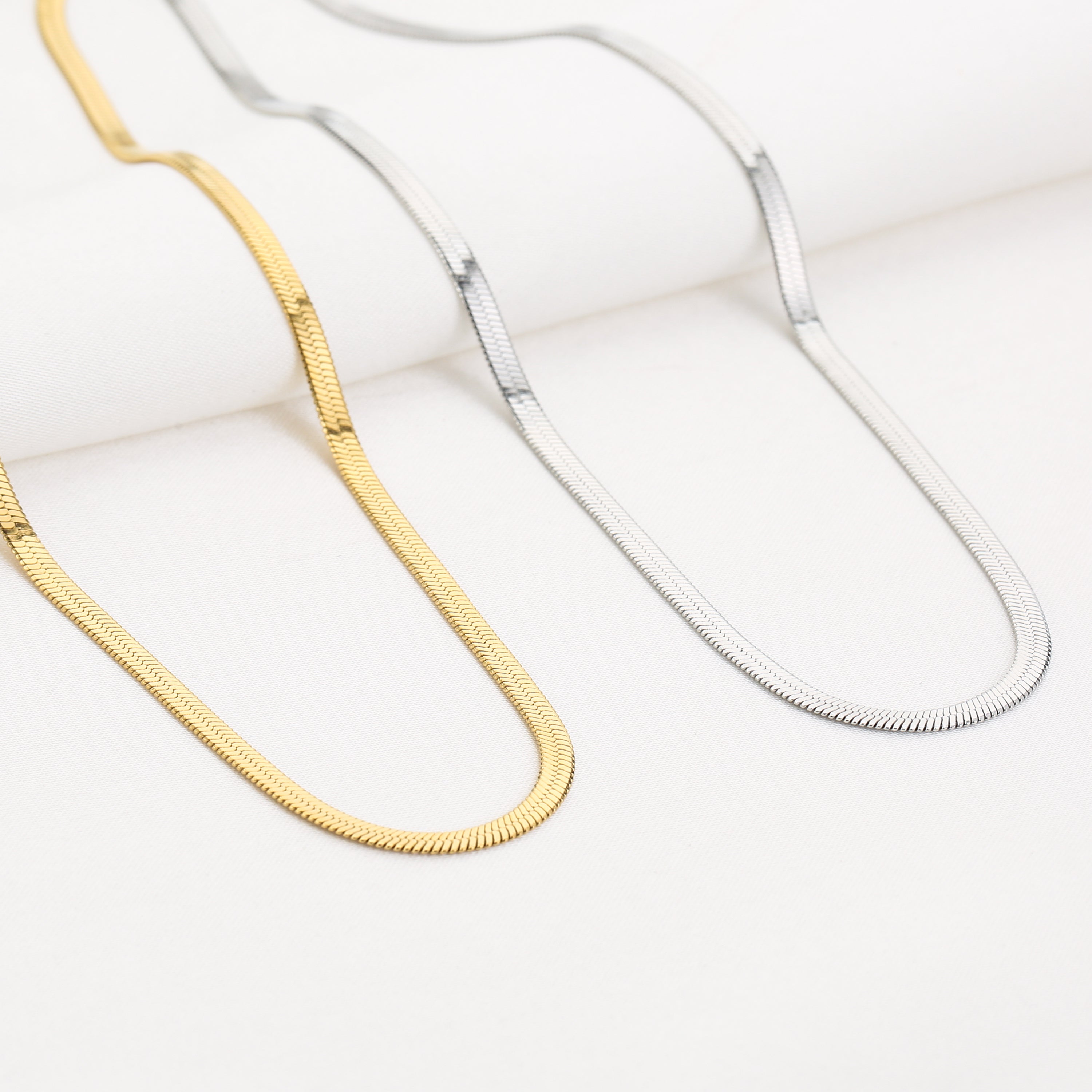 Snake Chain Necklace Gold