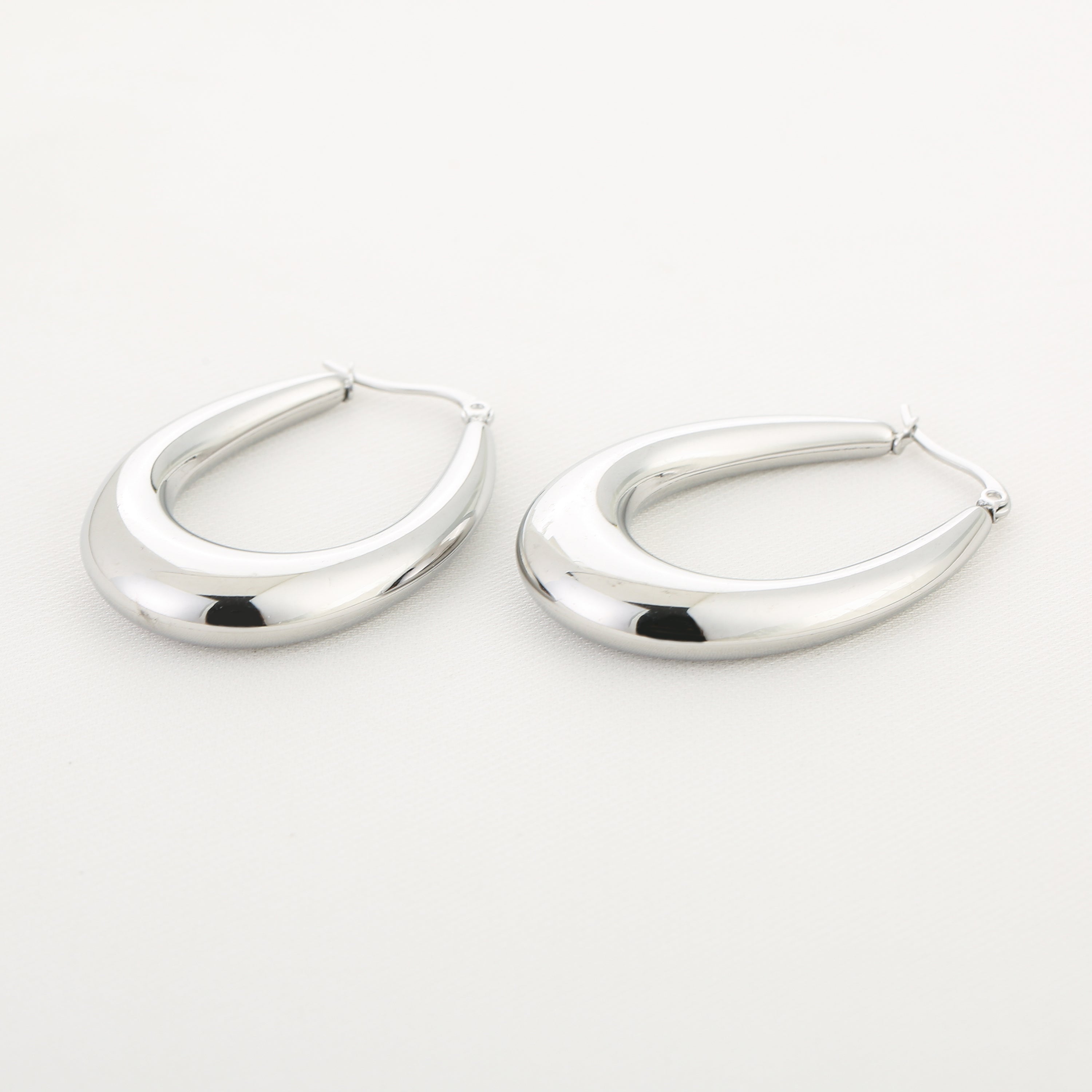 Luna Hoop Earrings