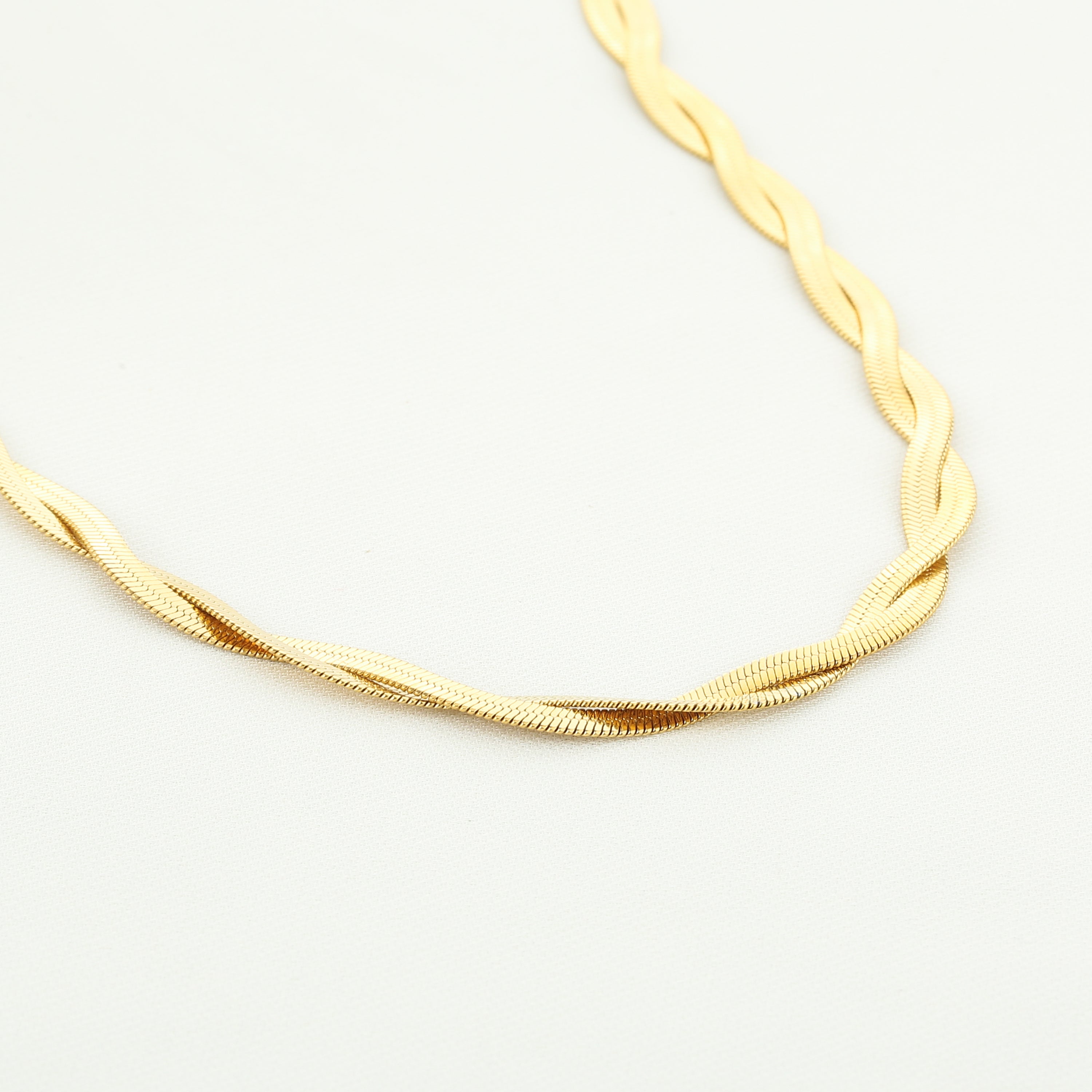 Luna Twist Chain