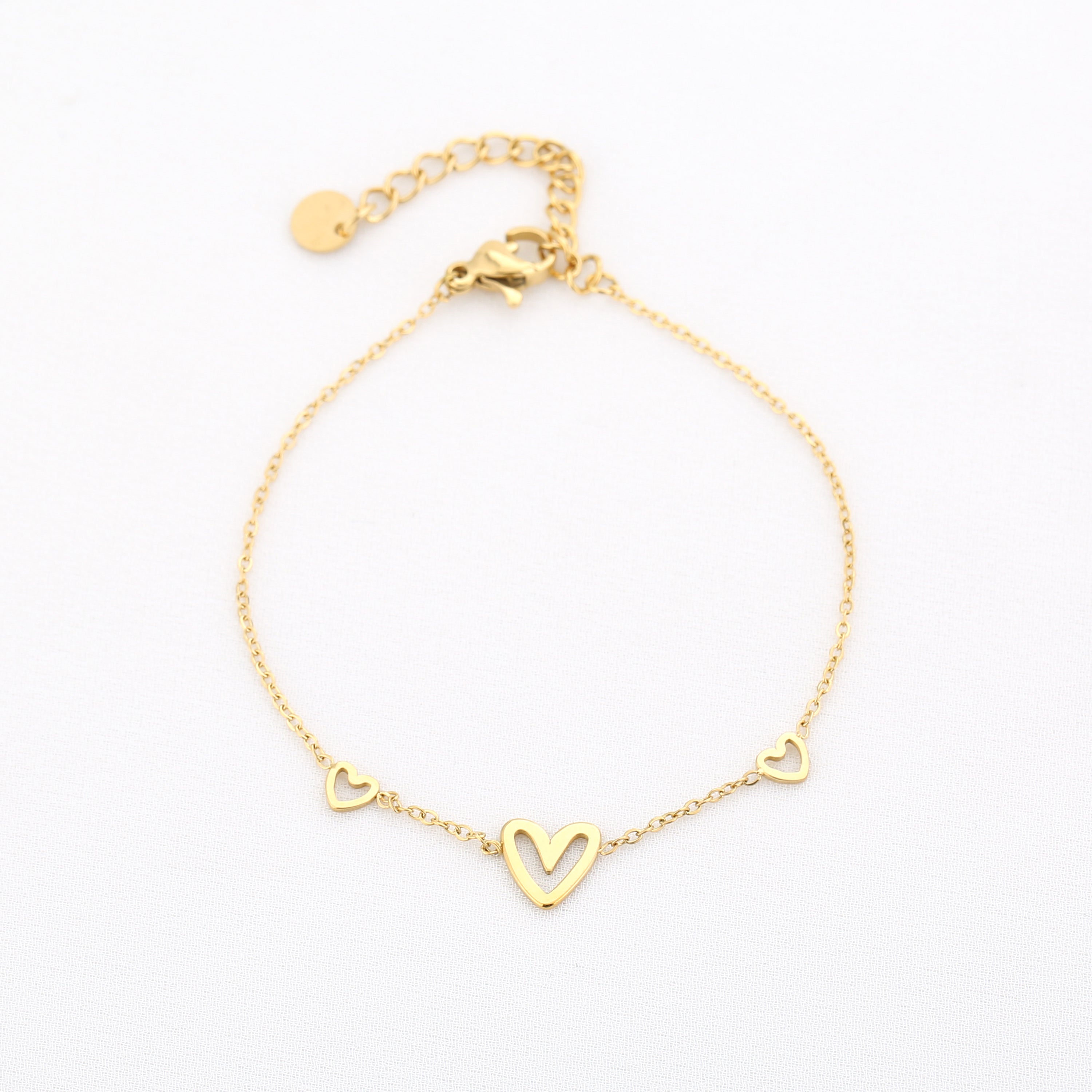 Triple Heart Bracelet Gold