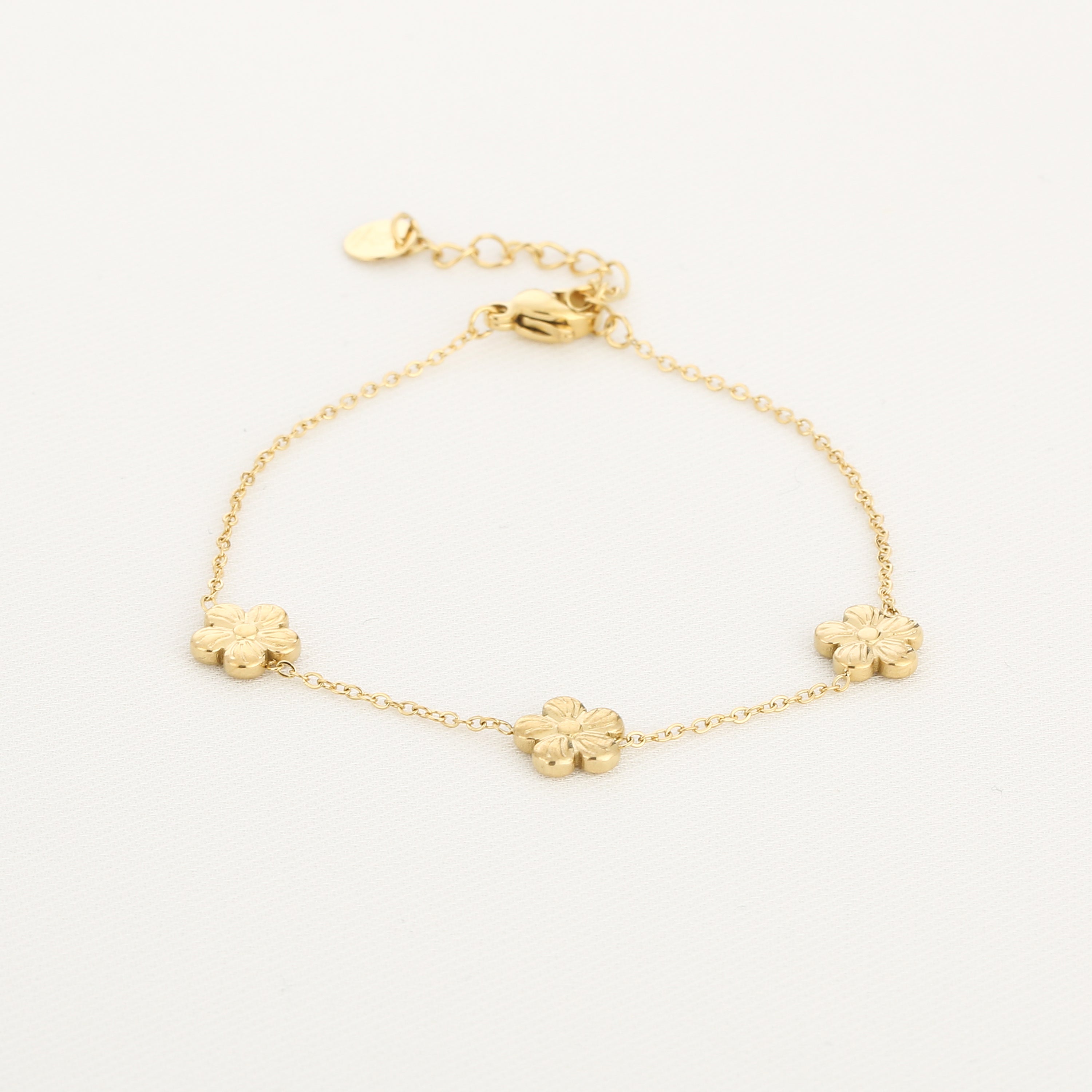 Blossom Trio Bracelet Gold