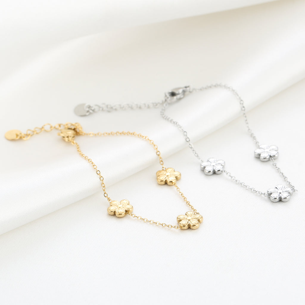 Blossom Trio Bracelet Gold