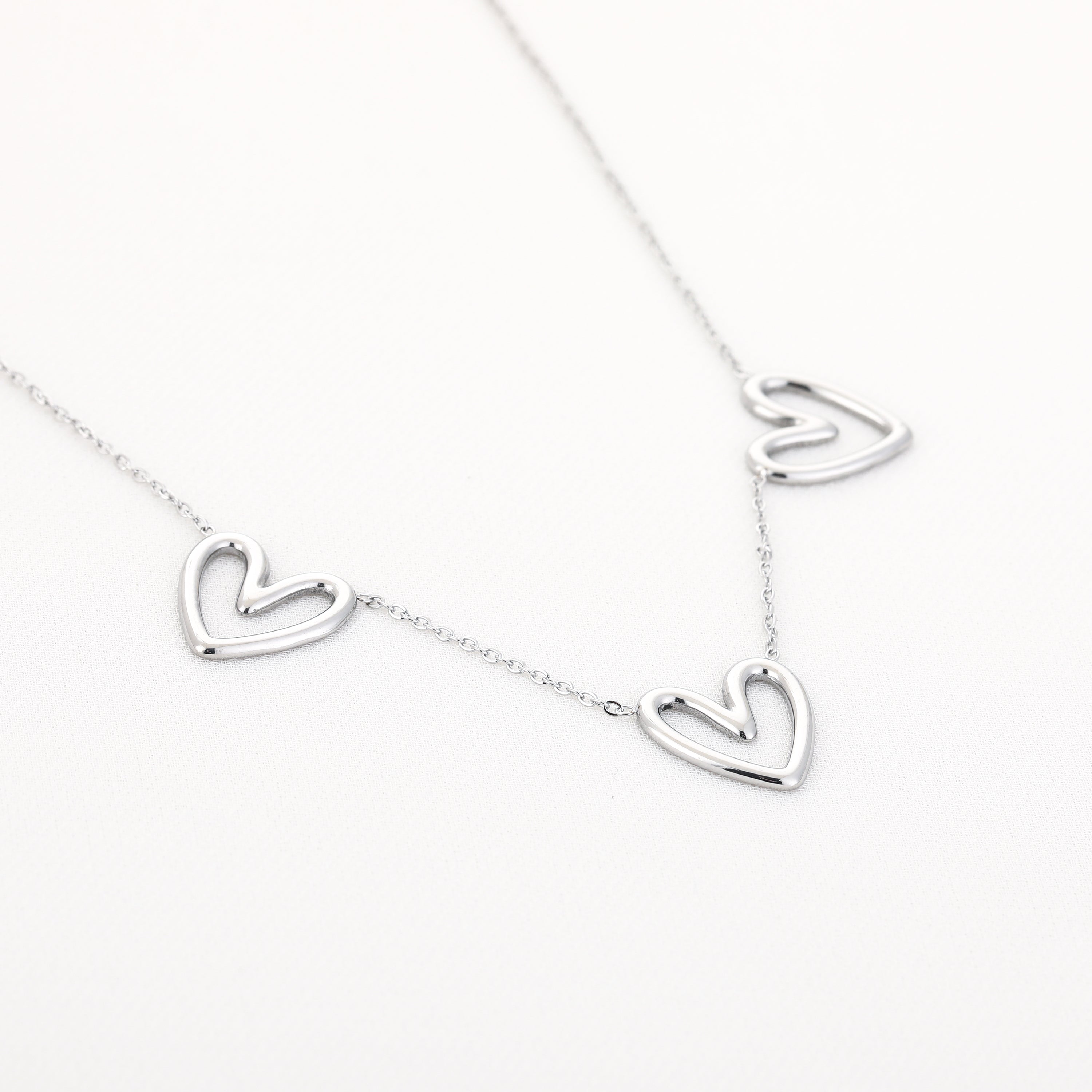 Triple Heart Necklace Silver
