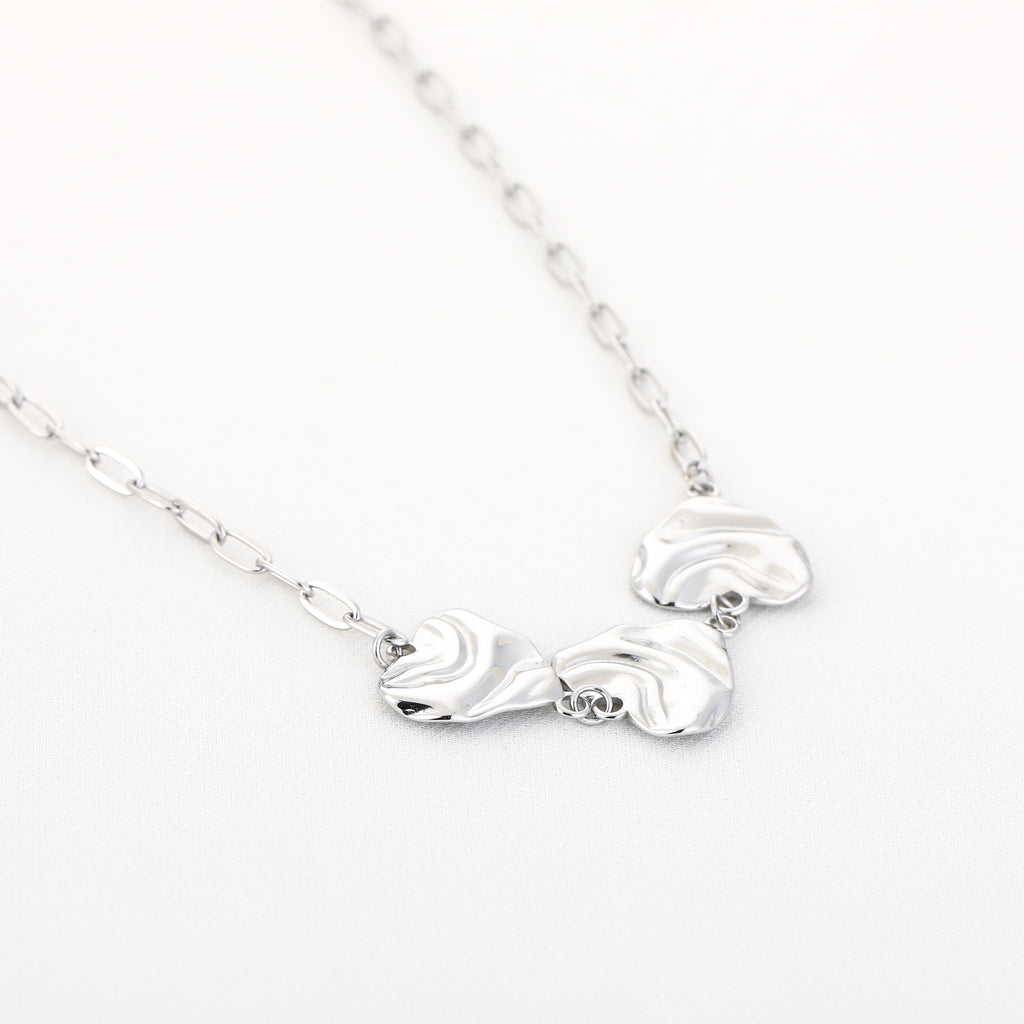Triple Heart Flow Necklace SIlver
