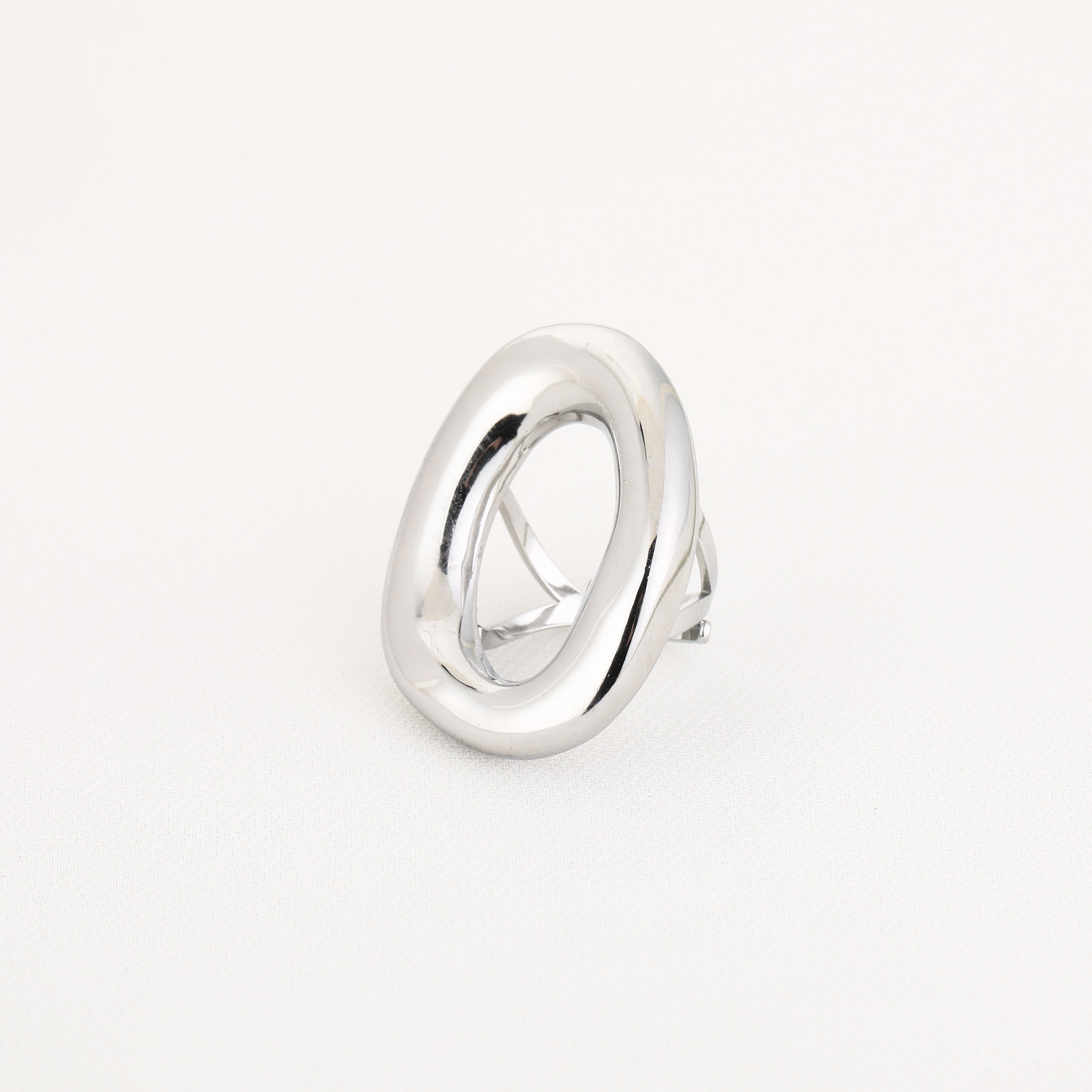 Oval Ring Silver
