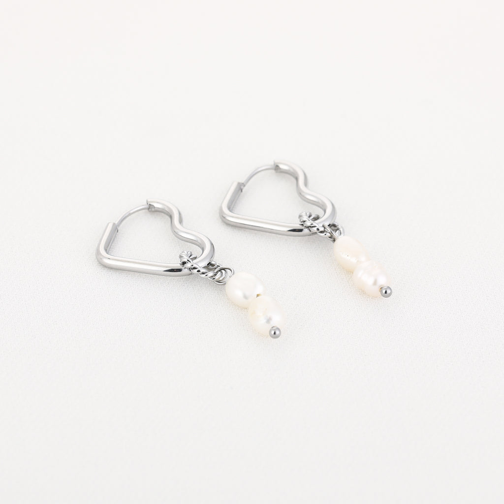 Heart Pearl Earrings Silver