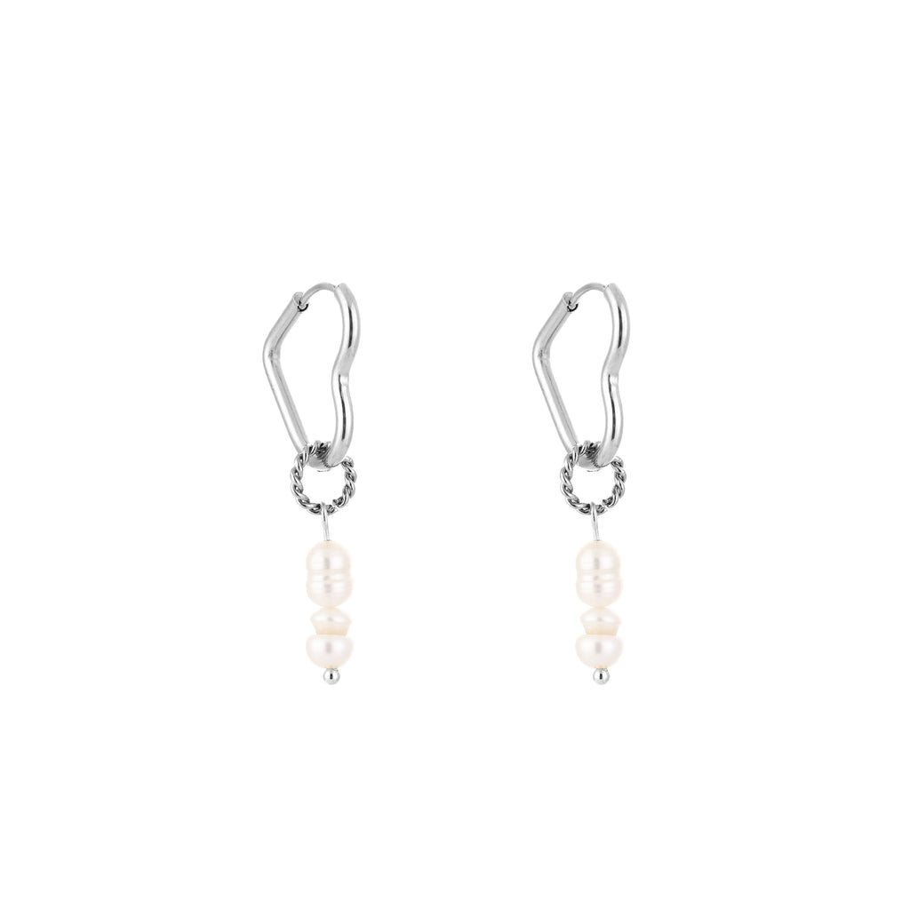 Heart Pearl Earrings Silver