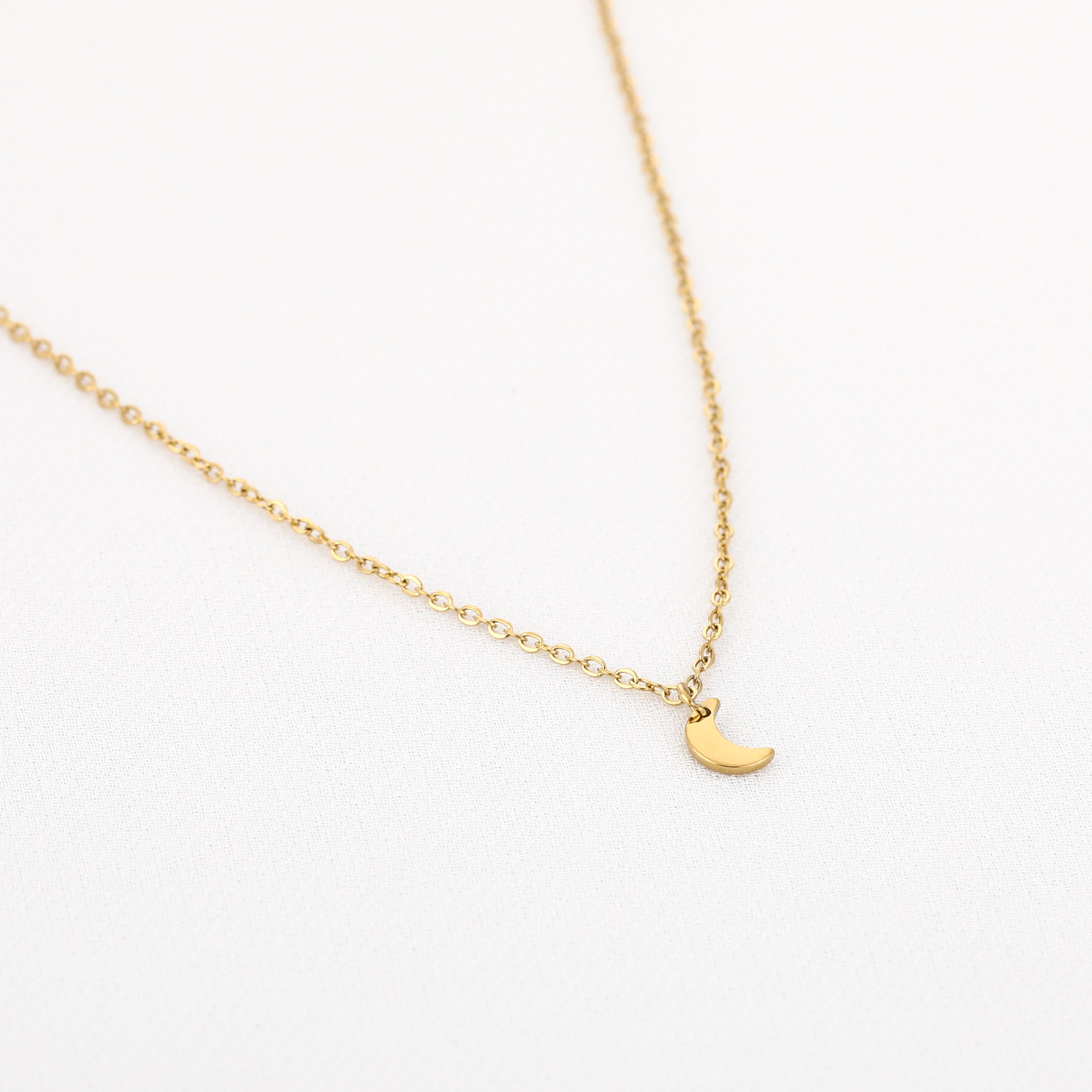 Luna Necklace