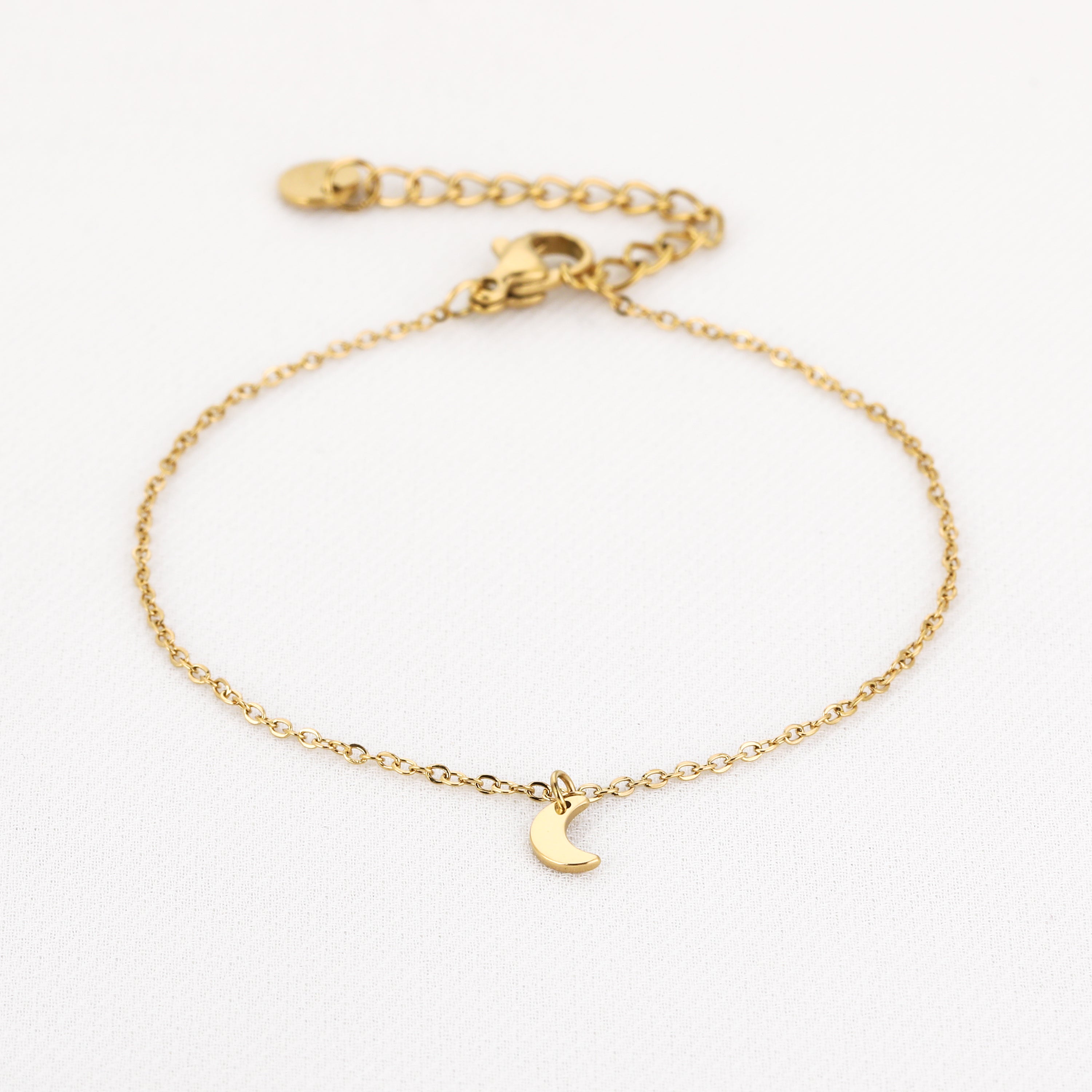 Moon Bracelet Gold