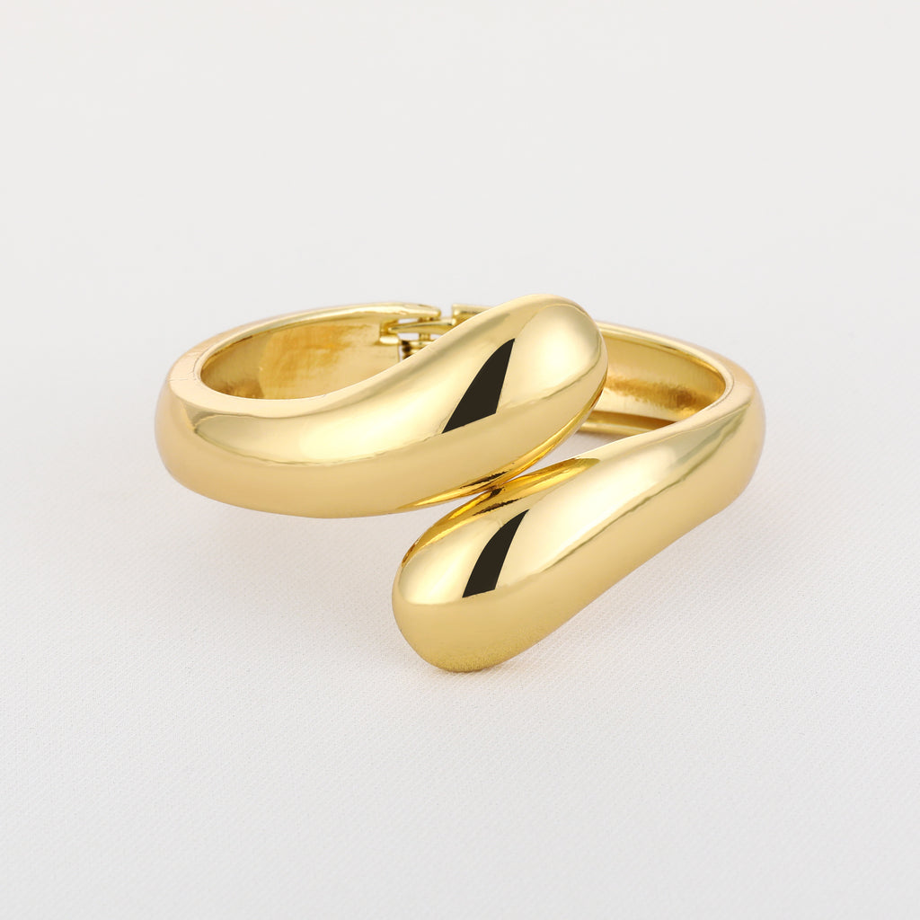 Bold Wave Bracelet Gold