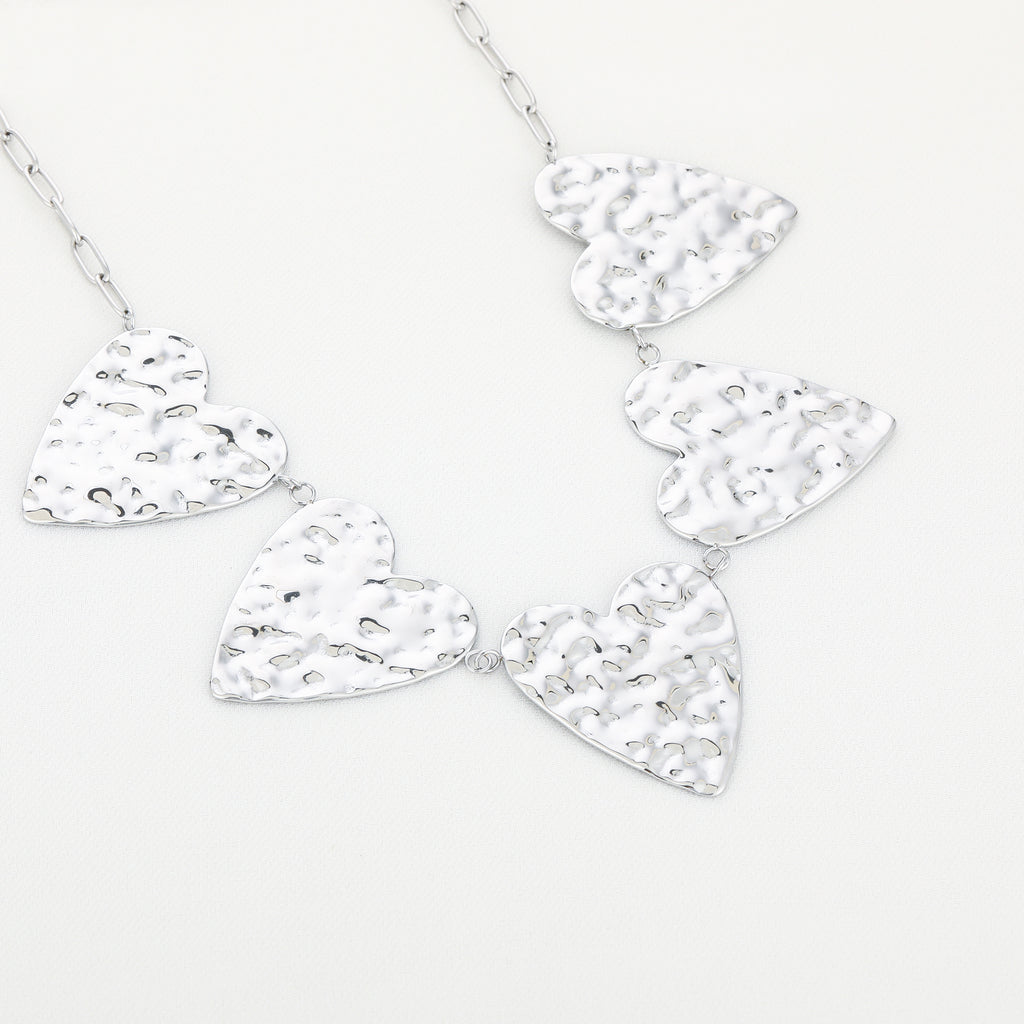 Hammered Hearts Necklace Silver