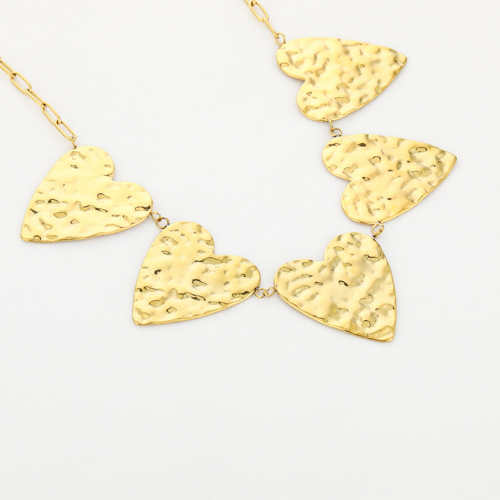 Hammered Hearts Necklace Gold