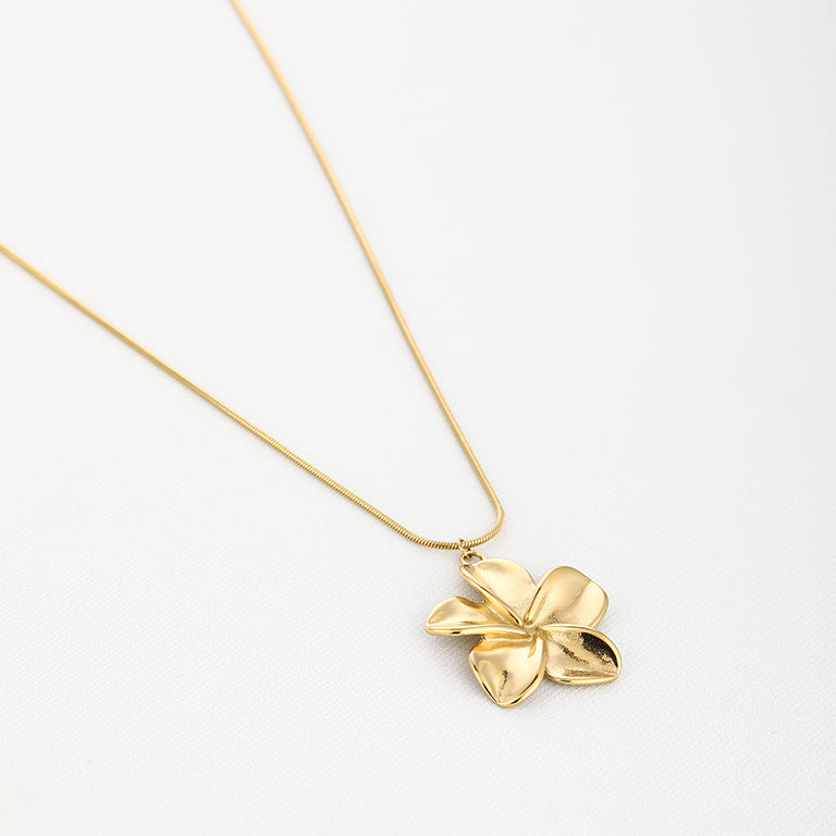 Bloom Necklace