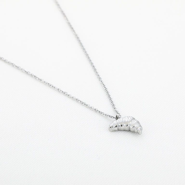 Croissant Necklace Silver